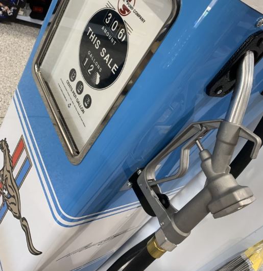 Custom Made 100 KG Steel Petrol Pump Replica LED Light Moulded Top - FORD MUSTANG - PRICE DOES NOT INCLUDED SHIPPING